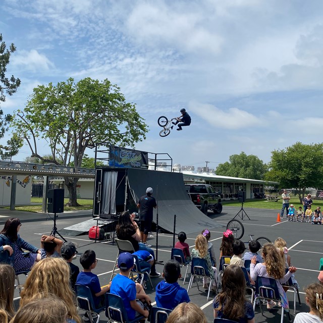 BMX Freestyle Team Assembly